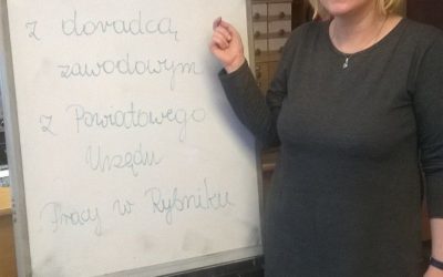 Spotkanie doradcy zawodowego z Powiatowego Urzędu Pracy w szkole